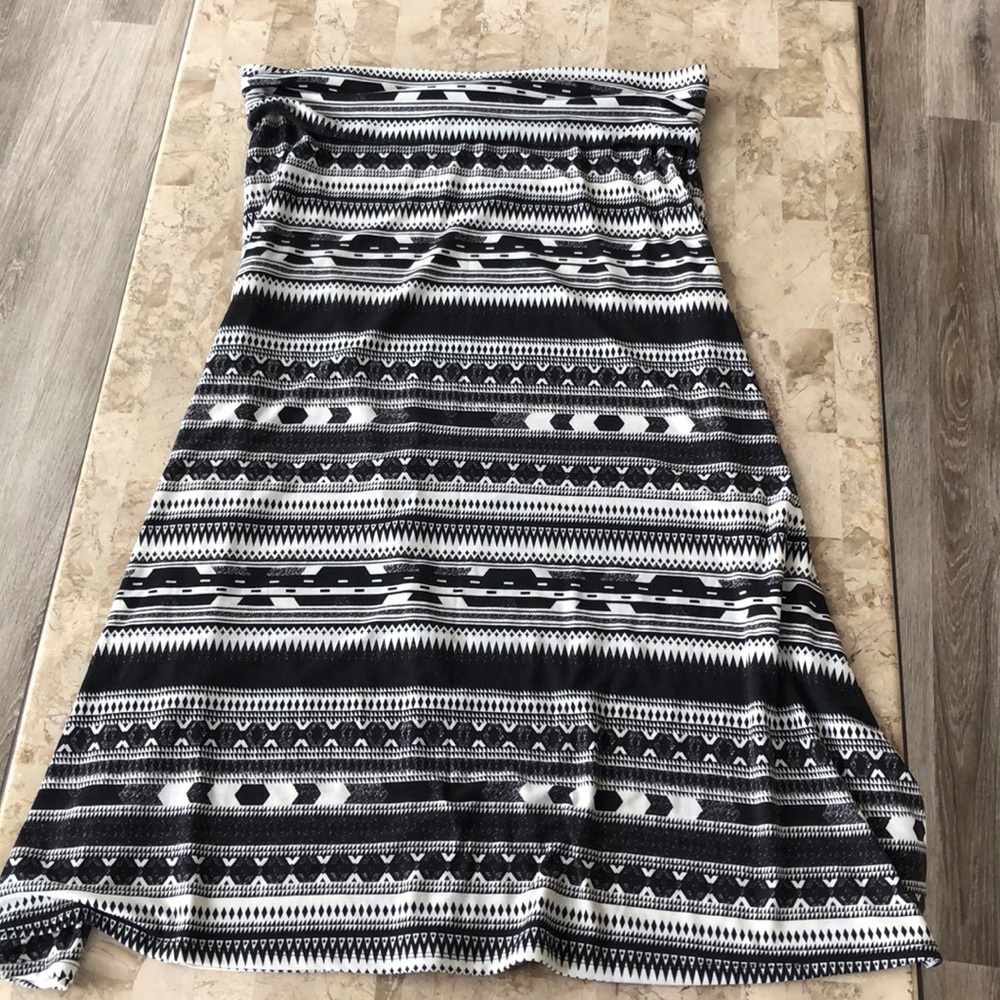 Aztec print maxi skirt!